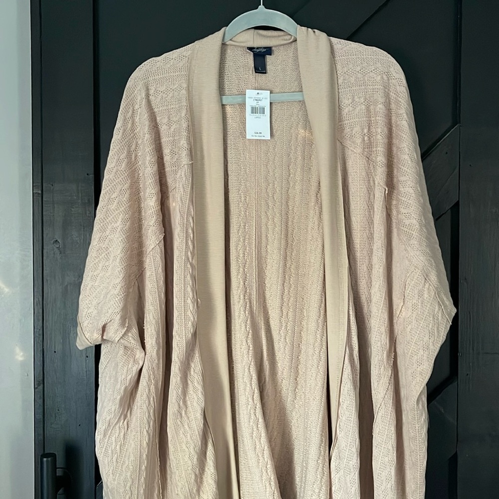 Short sleeve cardigan